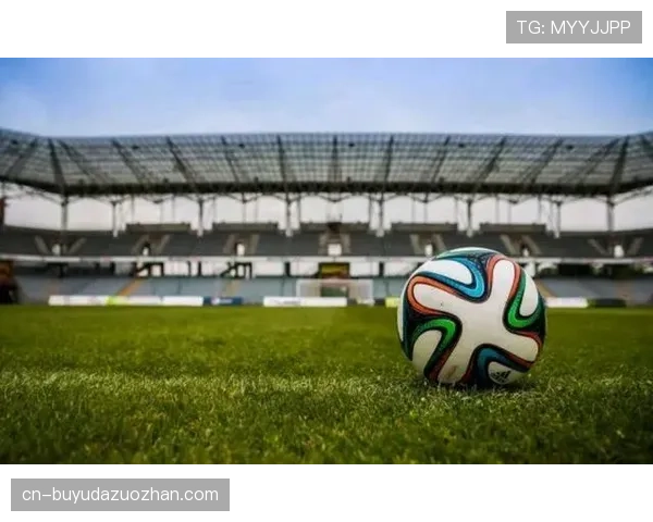 “足球文化遗产保护，英超历史场馆修复计划”