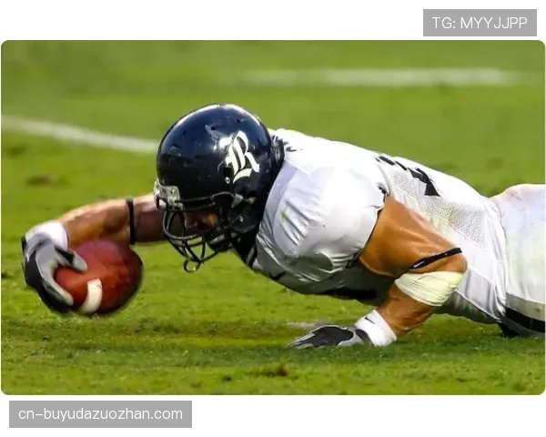 NCAA大学棒球：路易斯维尔大学投手诺亚-舒尔茨对阵密歇根大学投出无安打比赛